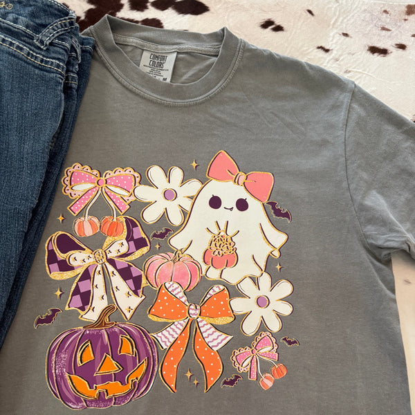 Girly Coquette Ghost Graphic Tee | Fall Shirt with Pink Ribbons, Daisies & Bats | Comfort Colors Gray - The Stenciled Barn