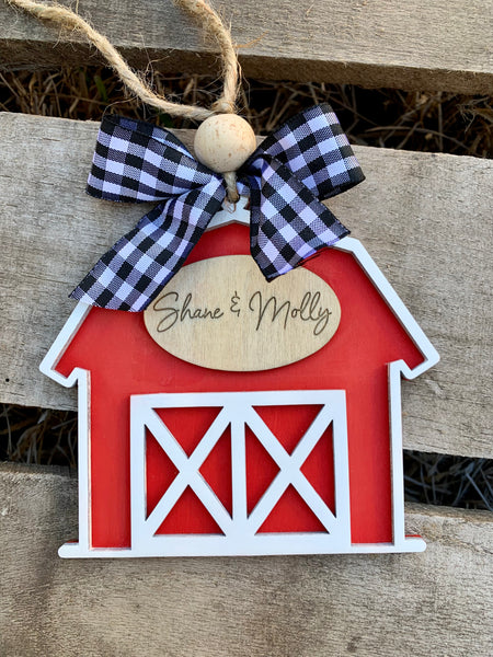 Wooden Red Barn Ornament | Personalized Country Christmas Decor with Custom Family Name Hanging Gingham Ribbon
